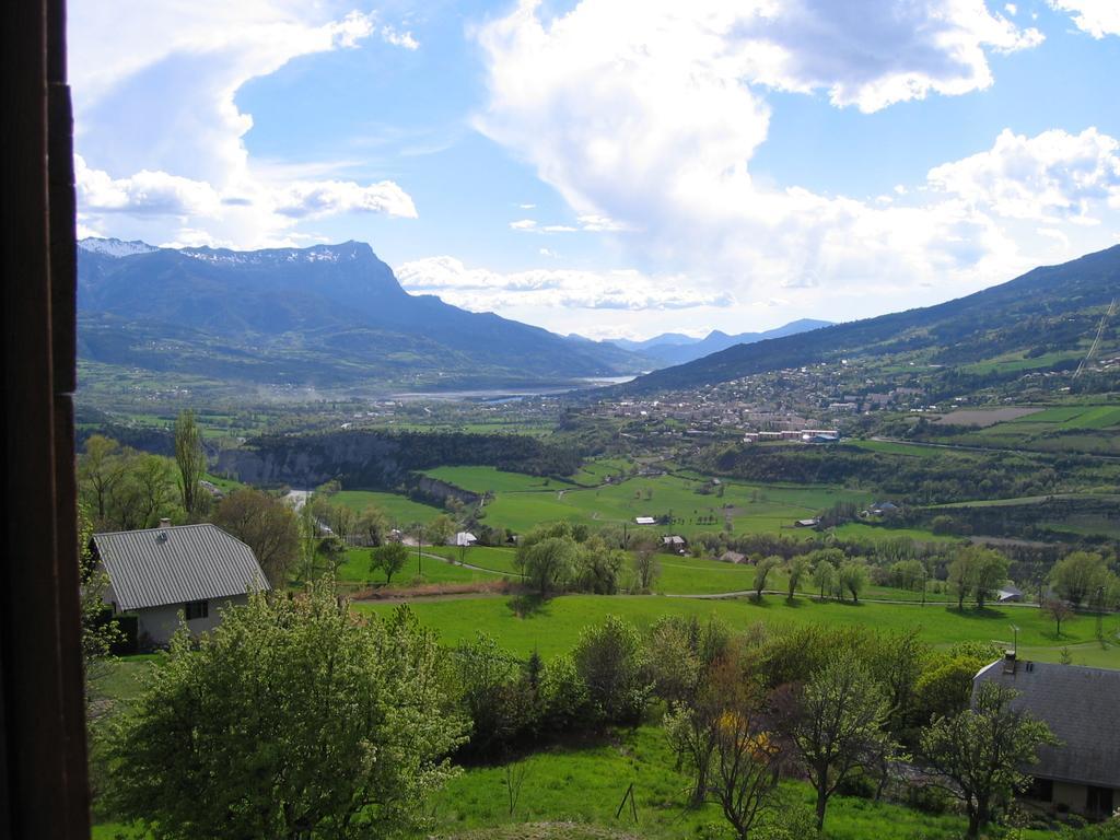 Appartement La Grande Ferme Saint-André-dʼEmbrun Oda fotoğraf